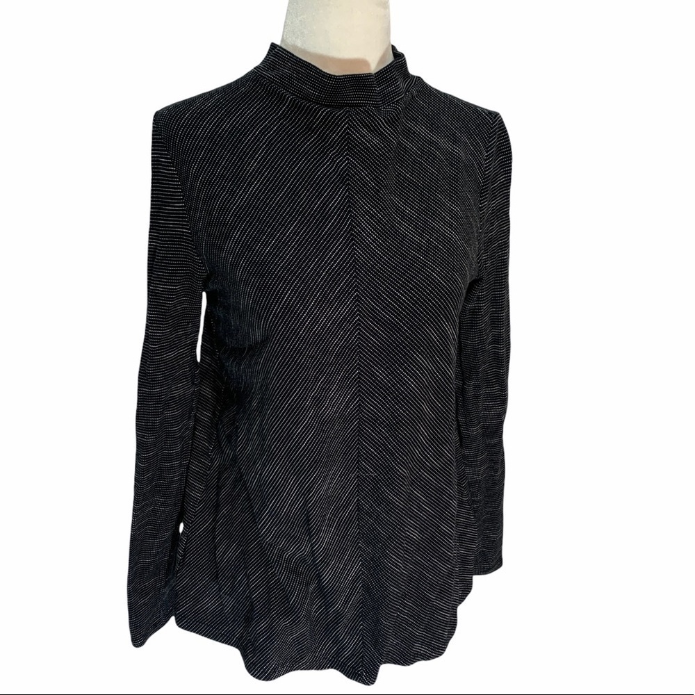 𝅺ZARA Mock Neck Long Sleeve Black/White Top S